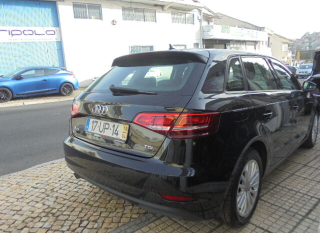 Audi A3 1.6 TDI Sport completo