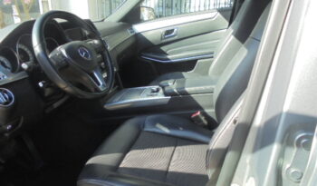 Mercedes-Benz E300 Hybrid completo