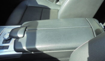 Mercedes-Benz E300 Hybrid completo