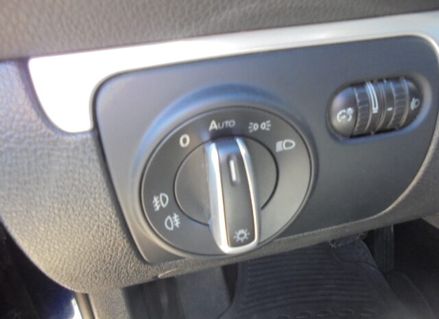 Volkswagen Scirocco 2.0 TDI Caixa Automática completo