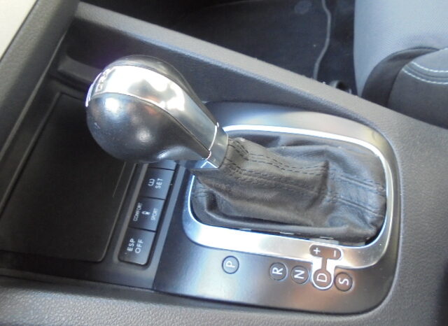 Volkswagen Scirocco 2.0 TDI Caixa Automática completo