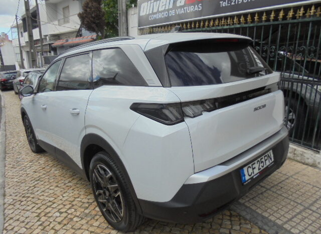 Peugeot 5008 1.2 Hybrido Allure completo