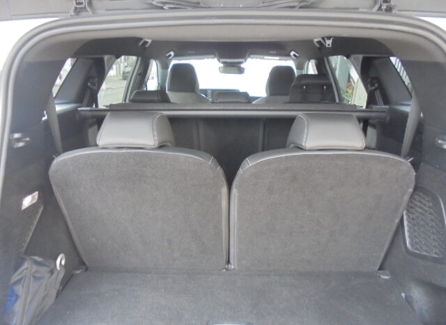 Peugeot 5008 1.2 Hybrido Allure completo