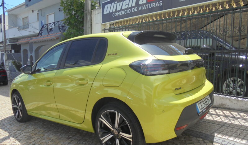 Peugeot 208 1.2 Style completo