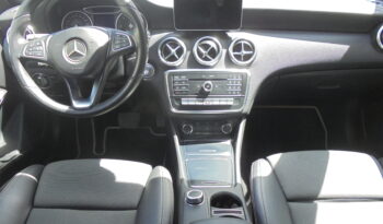 Mercedes-Benz A180 CDI AMG completo