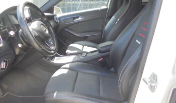 Mercedes-Benz A180 CDI AMG completo