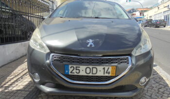 Peugeot 208 1.2 Alure completo
