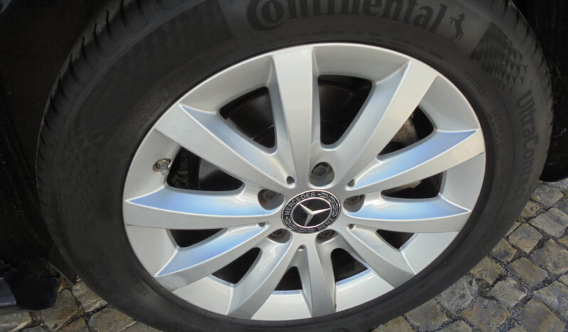 Mercedes-Benz B200 CDI completo