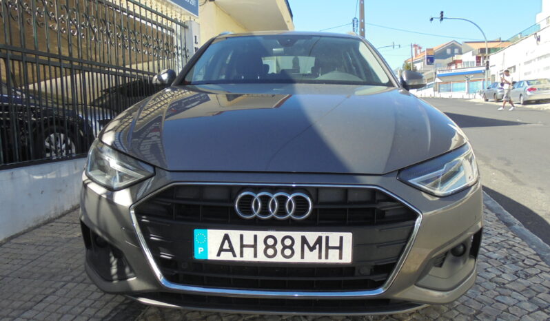 Audi A4 Avant 2.0 TDI completo