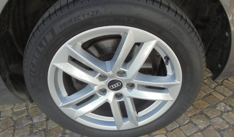 Audi A4 Avant 2.0 TDI completo